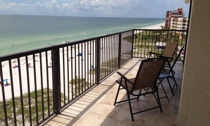 Madeira Beach Condo | Beachfront, 2 BR/2 Bath, End Unit, Great Views, Sleeps 5
