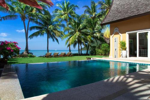 Klong Son Villa | Beachfront 5-bedroom Villa - by KohChangVillas