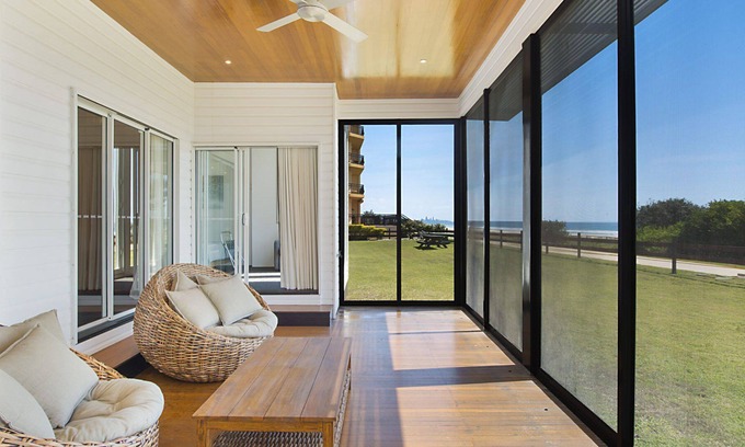 Bilinga House | Beachfront Abode - Absolute beachfront holiday house