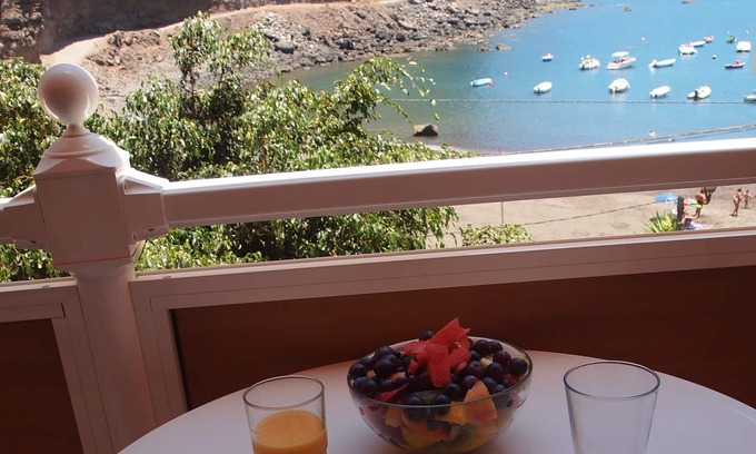 Vueltas Apartment | Beachfront apartment.