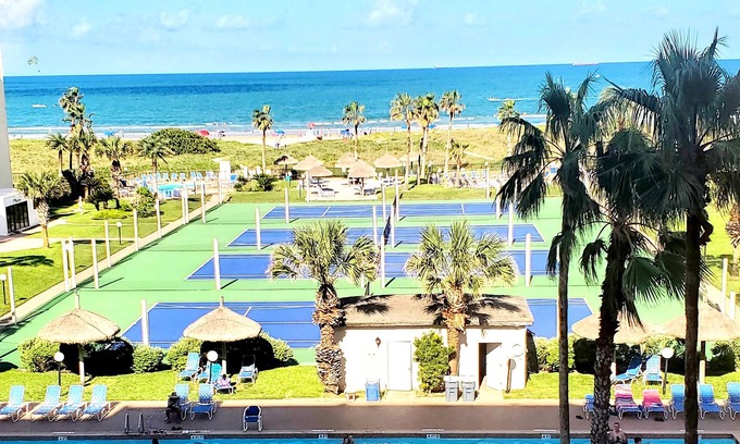 South Padre Island Condo | Beachfront Condo with Amazing Views. Recently Renovated 2 Bedroom/2 Bath.