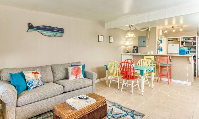 Ocean Shores Condo | Beachfront condo, pet friendly with kitchen