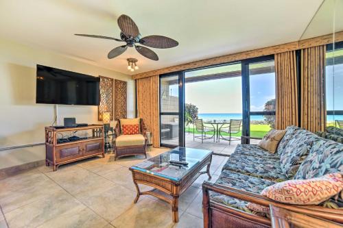 Honokowai Apartment | Beachfront Condo Sunset Views and Pool Access!