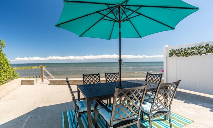 Fairfield Cottage | Beachfront cottage located in the heart of Fairfield Beach!