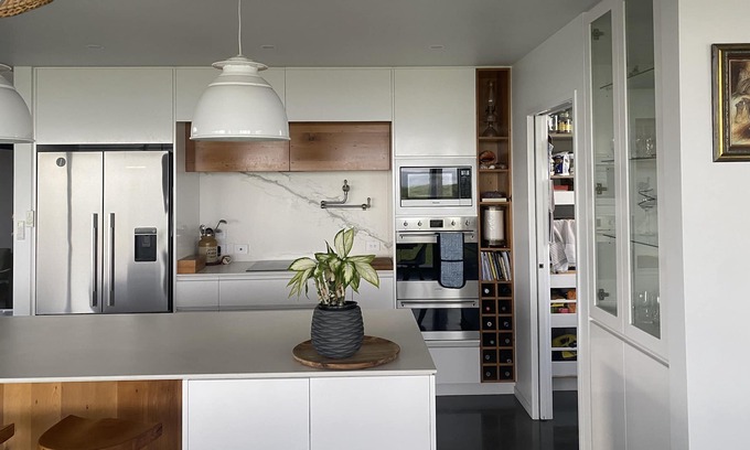 Coastlands House | Beachfront Escape with uninterrupted views of the sea