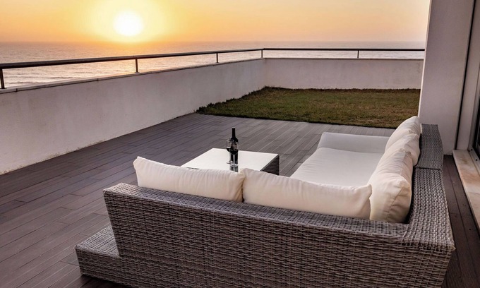 Atalaia House | Beachfront home with spectacular views, Santa Cruz