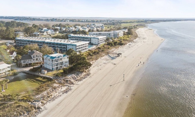 Tybee Island House | Beachfront Home w Private Pool & Picturesque Views