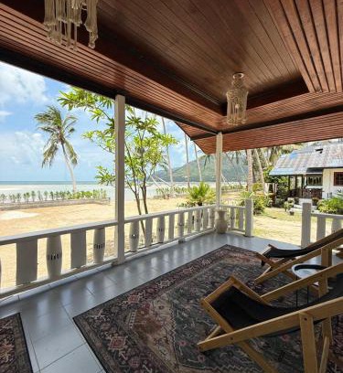 Chaloklum House | Beachfront house in Chaloklum
