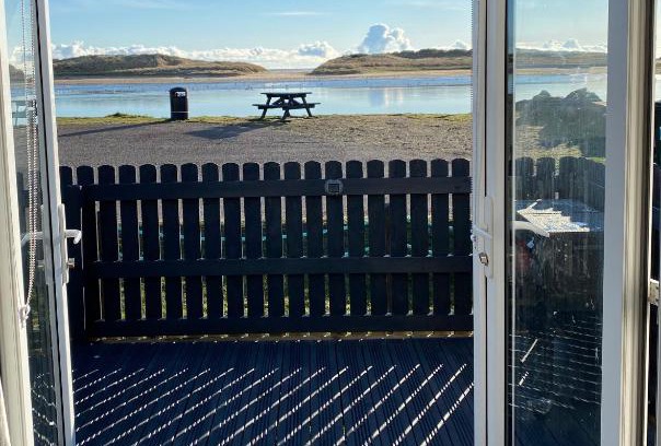 Lossiemouth Apartment | Beachfront Lodge, Lossiemouth Bay