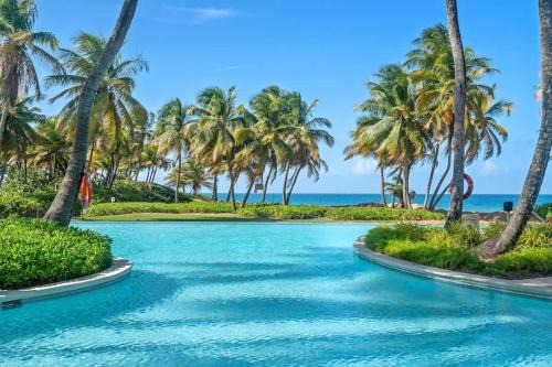 Mameyes II Apartment | Beachfront Luxury 2BR-Villa Acqua Rio Mar