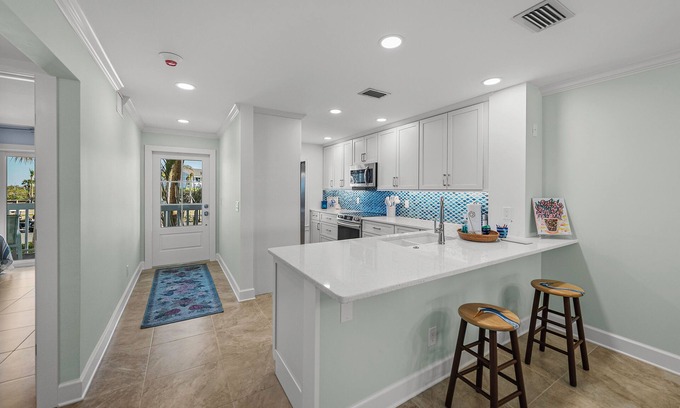 Boca Grande Condo | Beachfront luxury at BG North 64, spacious 2-bedroom condo in Boca Grande