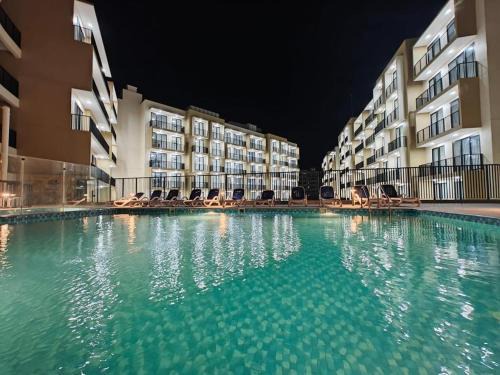 Al Hamra Village Apartment | Beachfront - Modern Studio - Brand New