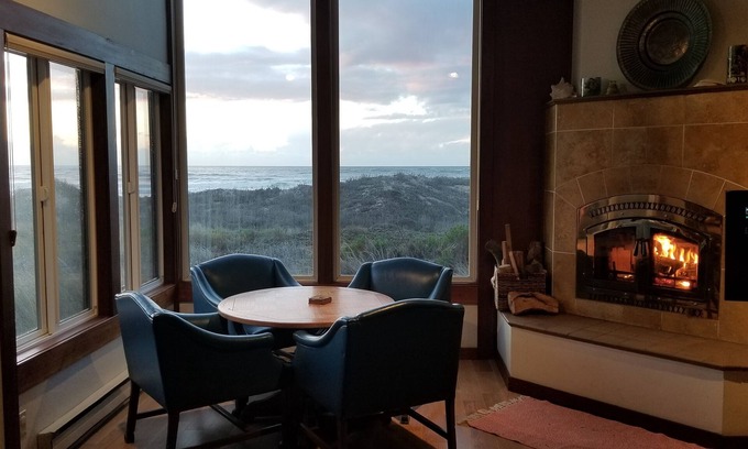 Castroville Condo | Beachfront Monterey Bay Luxury Condo