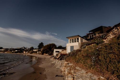 Opossum Bay House | Beachfront Paradise in Opossum Bay