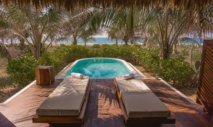 Centro Cabin | Beachfront Private Pool, Beautifuly designed Cabaña! Romantic scape