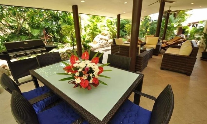 Bang Po Villa | Beachfront Resort: Villa 4-bdr, very spacious, only 20m to the Beach