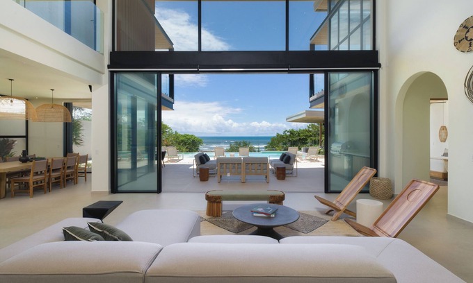 Playa Langosta Villa | Beachfront staffed Villa w/breakfast, jacuzzi, pizza oven, golf cart included