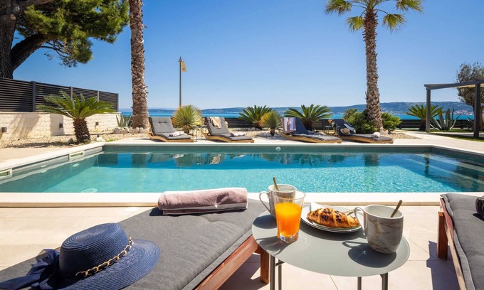 Kastel Stafilic Villa | Beachfront Villa Tota with Pool