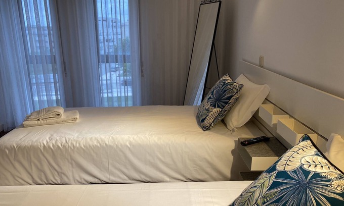 Vila do Conde Apartment | Beachfront with Rooftop