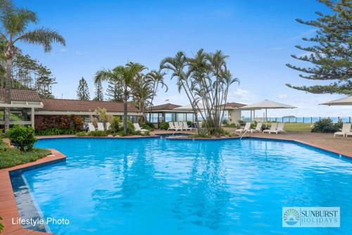 Sapphire Beach Villa | Beachside Beauty Nautilus Beach Resort Villa 182