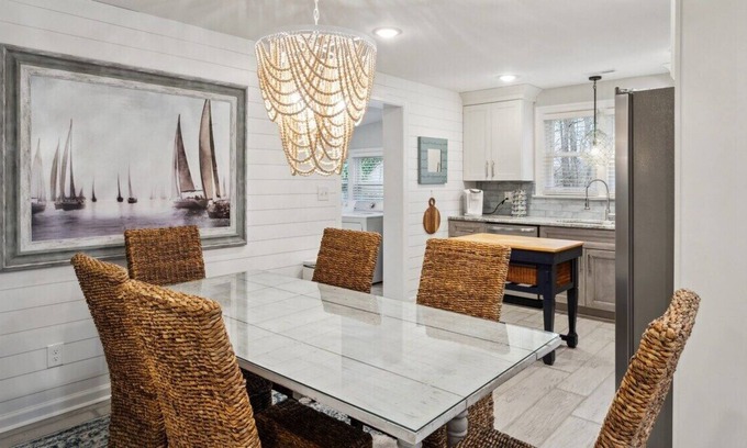 Buckroe Beach House | Beachside Escape: 1/2 mile from beach for family getaway