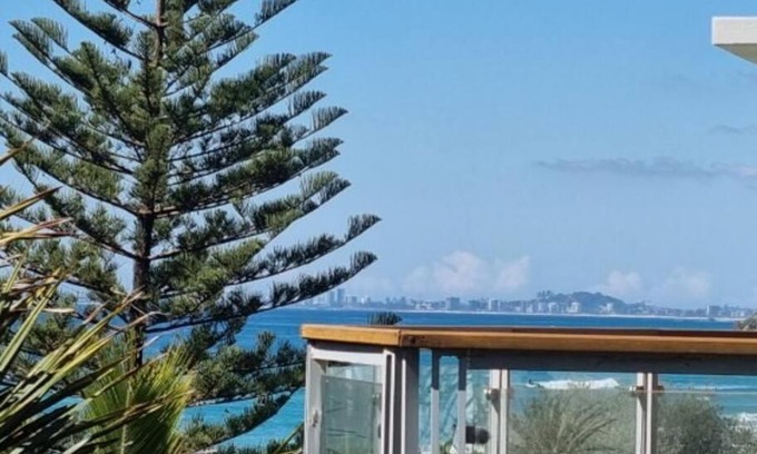 Miami Apartment | Beachside on Brakes