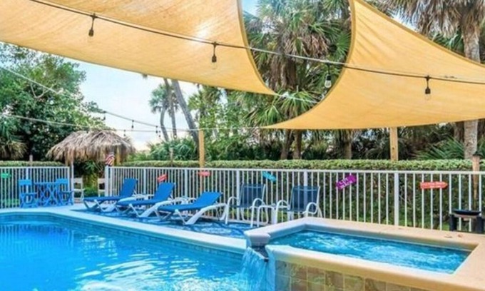 North Beach House | Beachside Private Paradise!Swimming pool/hot tub,hiking trails,putting green
