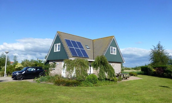 Makkum House | Beachvilla Ijsselmeerblik