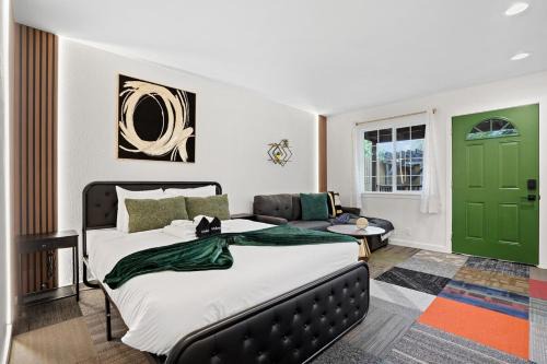 Sharp Park Apartment | Beachy 1BR Escape with Sofa Bed - Golf & Beach Nearby