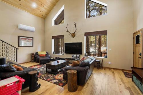 Heber House | Bear Foot Lodge