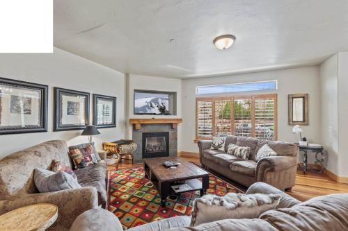 Bear Hollow Village House | Bear Hollow Village 5531 by Moose Management