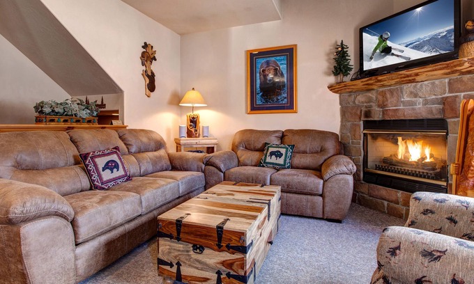Bear Hollow Village House | Bear Hollow Village-Updated Home w/Hot Tub, Fitness Center, & Pool Access
