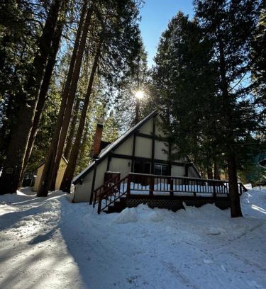 Sierra Cedars House | Bear Meadow Cabin at Shaver Lake