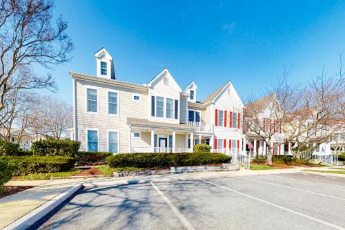 Ocean View Apartment | Bear Trap - 45B Willow Oak Avenue