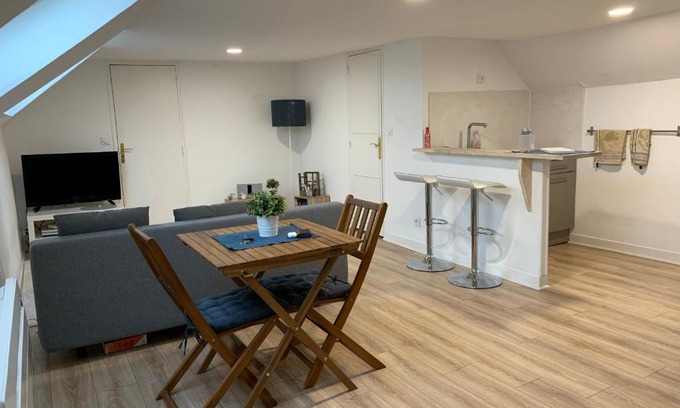 Courlancy Apartment | Beau deux pièces proximité centre cathédrale Reims