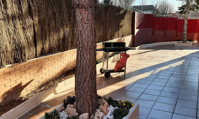 Fuente el Saz de Jarama Ski Chalet | Beautiful villa in a quiet area, 15 minutes from Madrid.