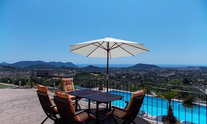 Son Servera Villa | Beautiful villa with stunning views of the bay of Cala Millor - ETV 1265