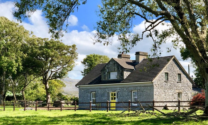 New Quay Other | Beautiful 12/14 Bed former farmhouse overlooking Galway Bay and the Burren Hills