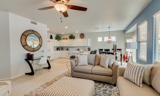 Springfield House | Beautiful 2/2 in Springfield Chandler 55+community 30 night min
