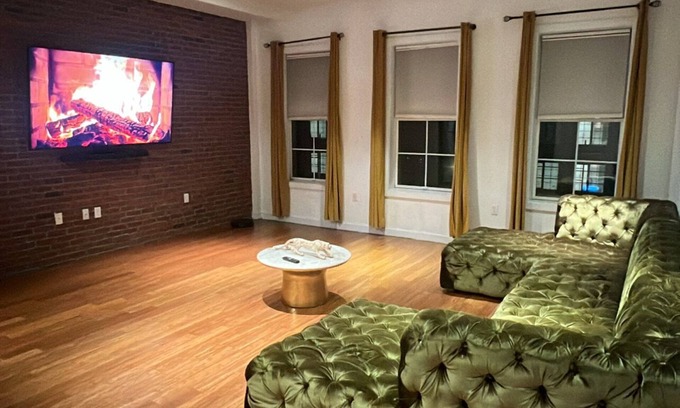 Mott Haven Apartment | Beautiful 2 bedroom loft
