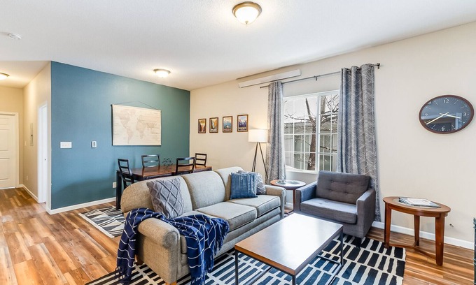 Cheyenne Apartment | Beautiful 2-Bedroom Park View