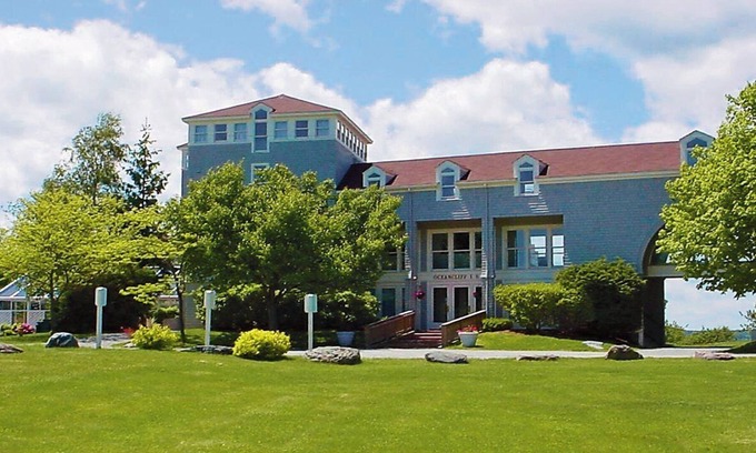 Ocean Drive Apartment | Beautiful 2 bedroom unit at resort, sleeps 6