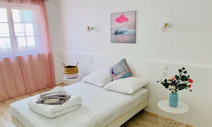 Guethary Apartment | Beautiful 2-room apartment in Guéthary access BEACH VILLAGE SHOPS on foot!