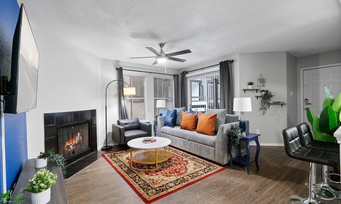 University Hills and Windsor Park Apartment | Beautiful 2BD/2BA in University Hills 7401