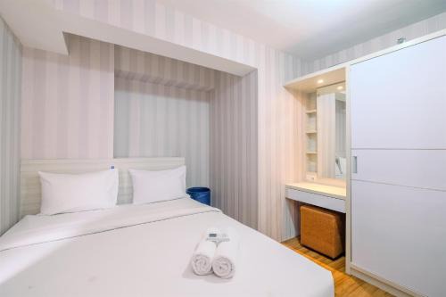 Jatinegara Apartment | Beautiful 2BR Bassura City Apartment next to Bassura Mall By Travelio