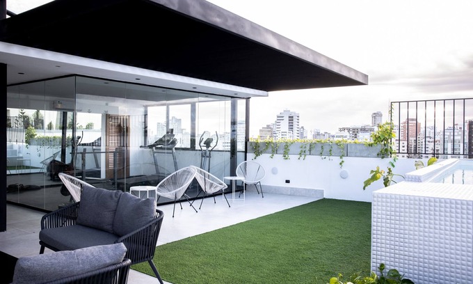 Lope De Vega Apartment | Beautiful 2BR City Center - Renty