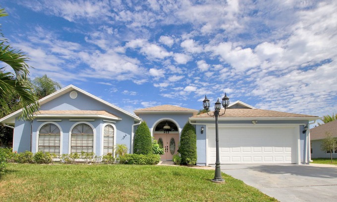 Sebastian Highlands House | Beautiful 3 bed 2 bath, Heated Pool, Minutes from the Ocean