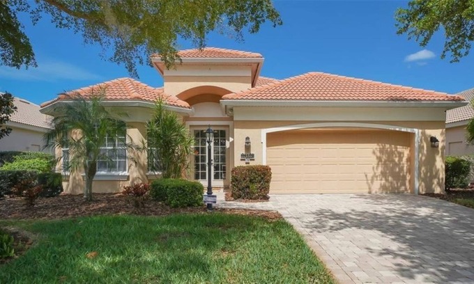 Osprey Villa | Beautiful 3 bed/ 2bath, plus office Executive Home with private pool & lanai.
