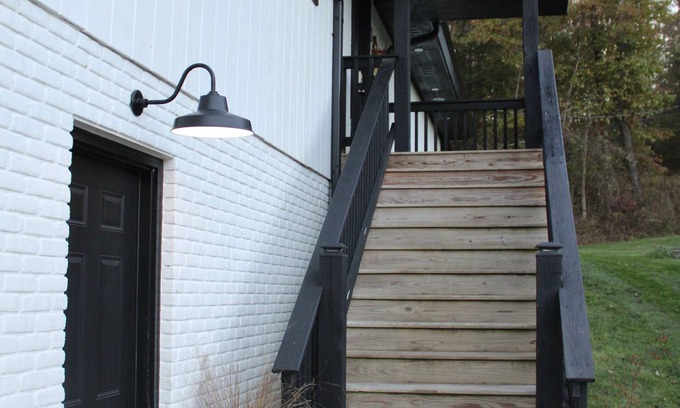 Sherrodsville House | Beautiful 3 bedroom/4 bathroom house near Atwood Lake with stocked pond