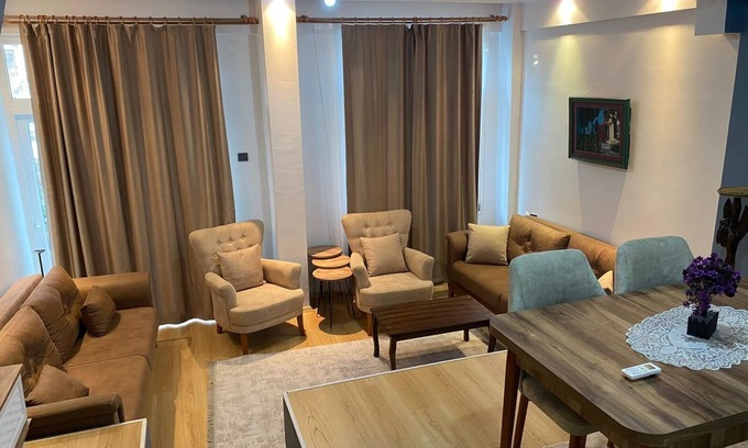 Kusadasi City Centre House | Beautiful 3-Bedroom House with Sea view and Garden